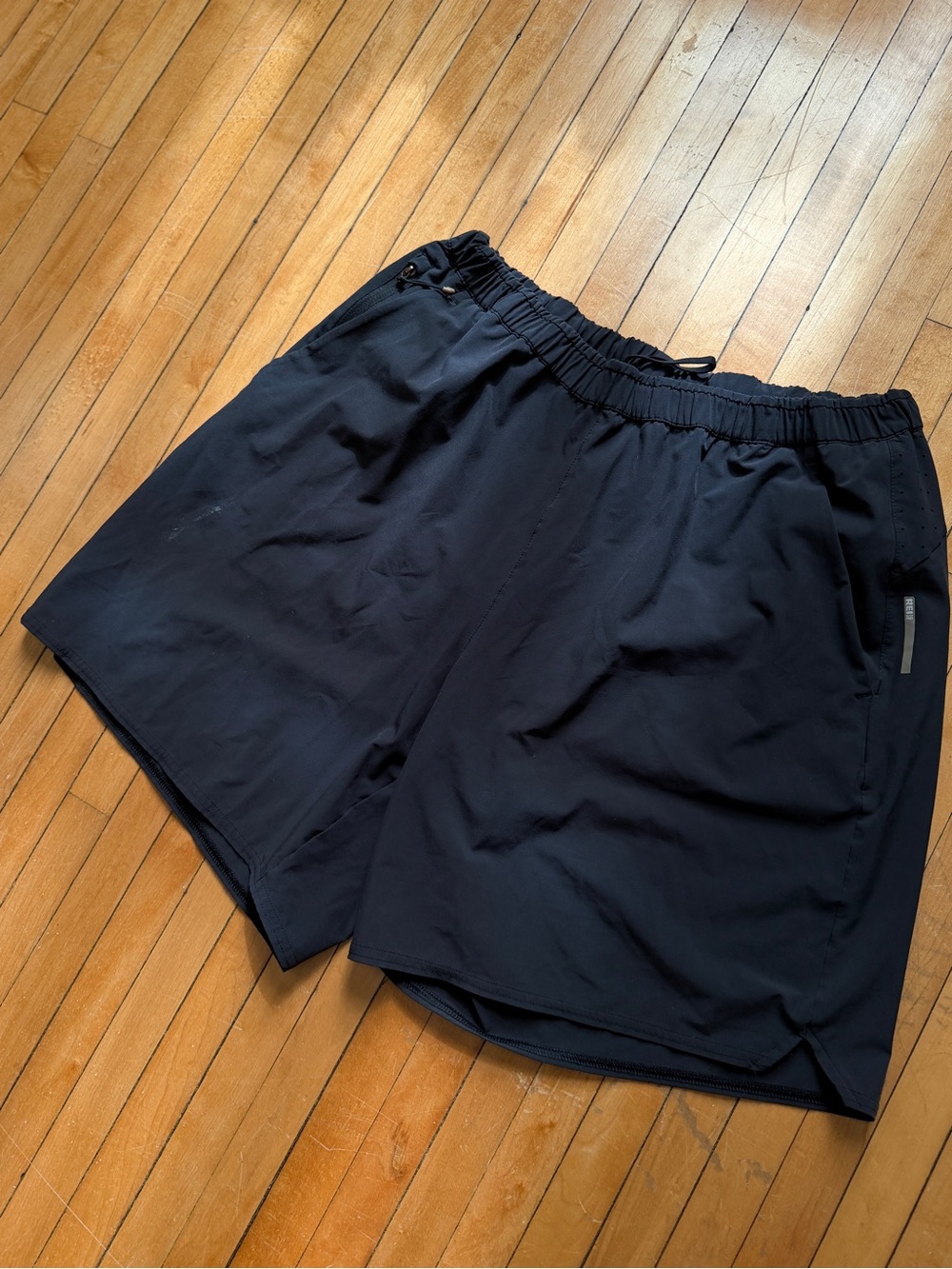 REI Co-Op Active Pursuits Shorts Men's Black Lined Pockets Running Hiking Sz. L - Picture 2 of 9